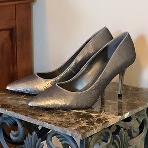 WHBM Gracelynn Hematite Pumps